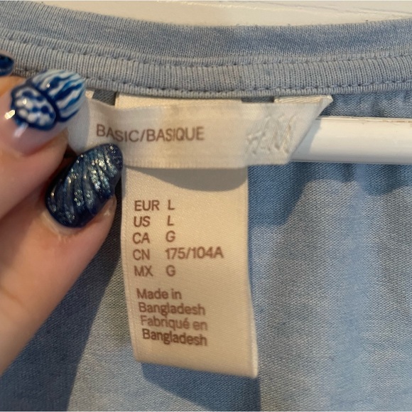 H&M basic tee - Picture 3 of 4